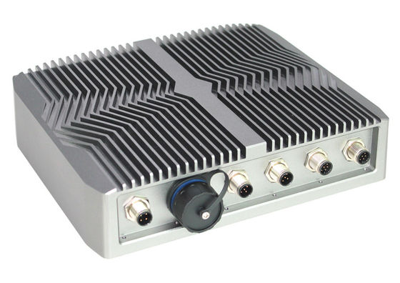 Waterproof IP67 Micro Industrial Embedded Box PC พร้อม I3-8145U