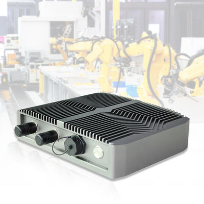 I78565U Fanless Box Industrial มินิพีซี Windows 10 16GB Ram COM HDMI