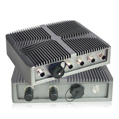 Waterproof IP67 Micro Industrial Embedded Box PC พร้อม I3-8145U